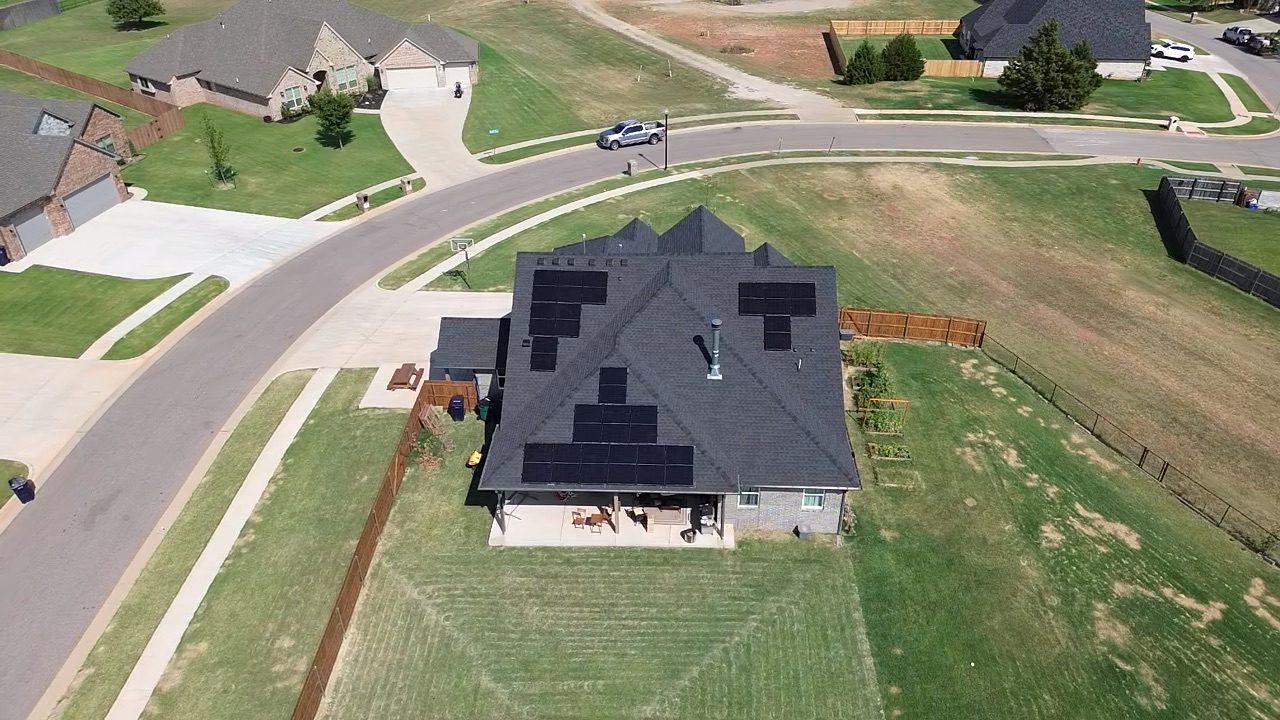 Rooftop solar array on an Oklahoma home